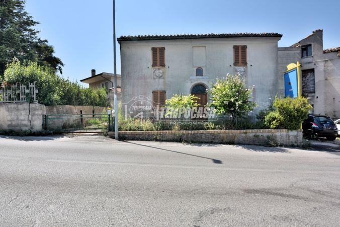 casa indipendente in vendita a Castelfidardo