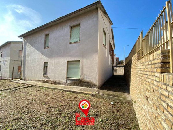 casa indipendente in vendita a Castelfidardo