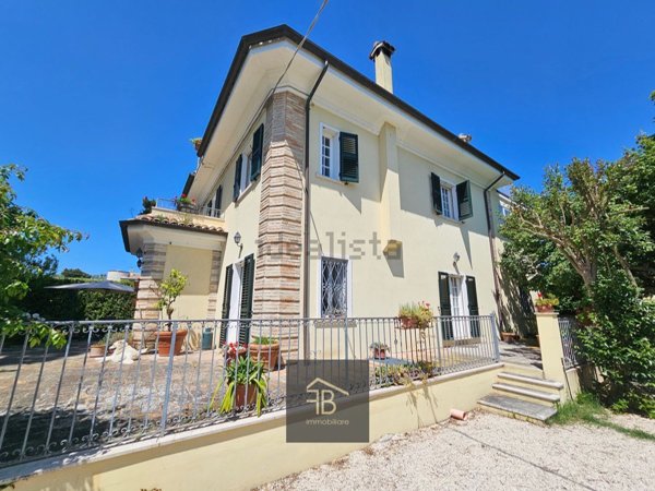 casa indipendente in vendita a Castelfidardo