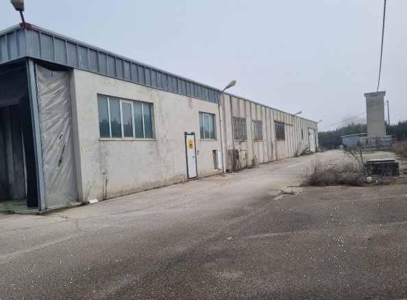 locale di sgombero in vendita a Castelfidardo