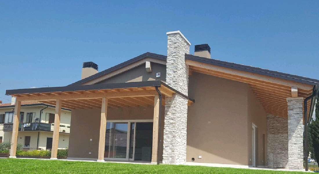 casa indipendente in vendita a Castelfidardo in zona Crocette