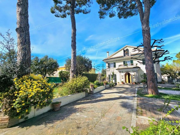 casa indipendente in vendita a Castelfidardo