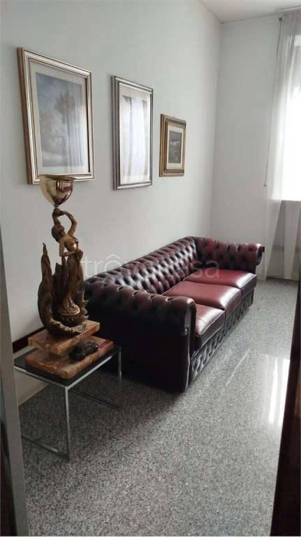 ufficio in vendita a Castelfidardo