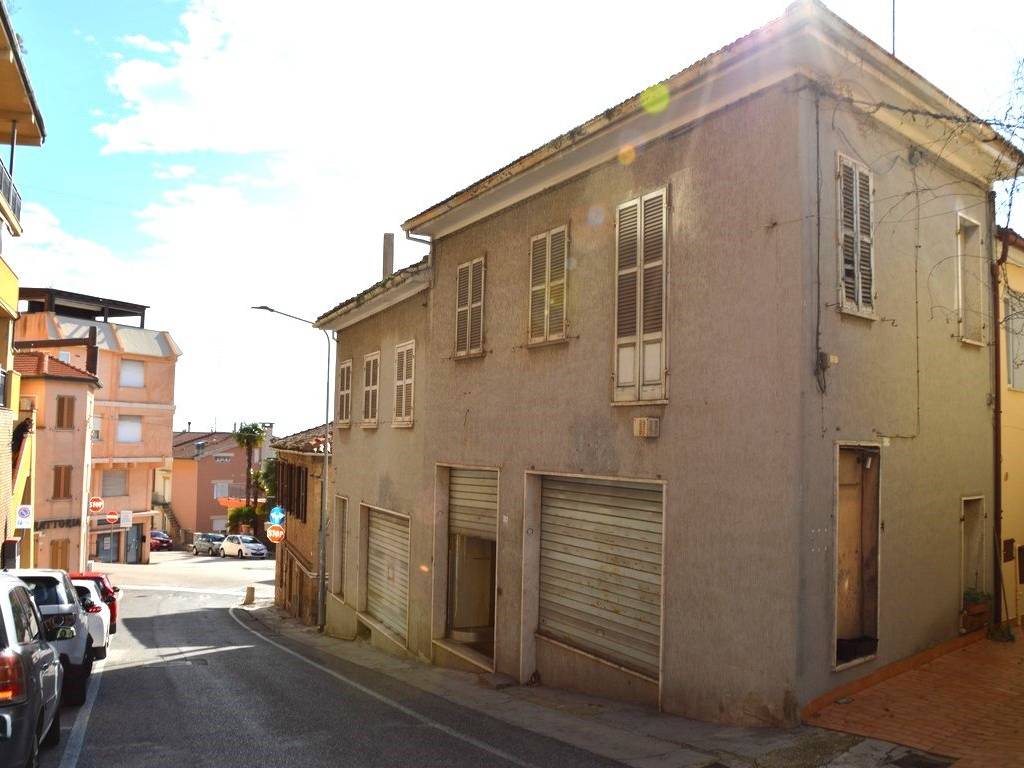 casa indipendente in vendita a Castelfidardo