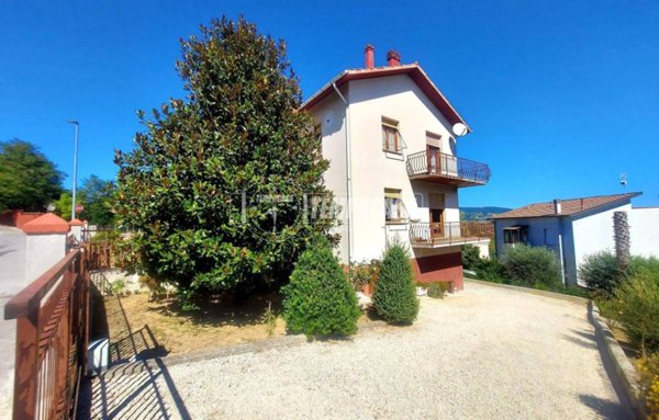 casa indipendente in vendita a Castelfidardo