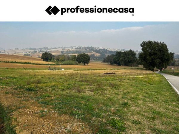 terreno agricolo in vendita a Castelfidardo in zona Sant'Agostino