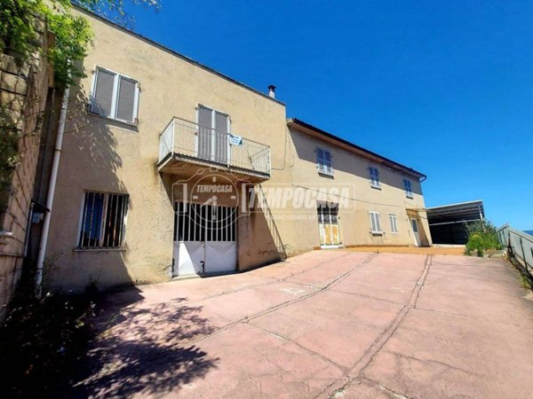 casa indipendente in vendita a Castelfidardo