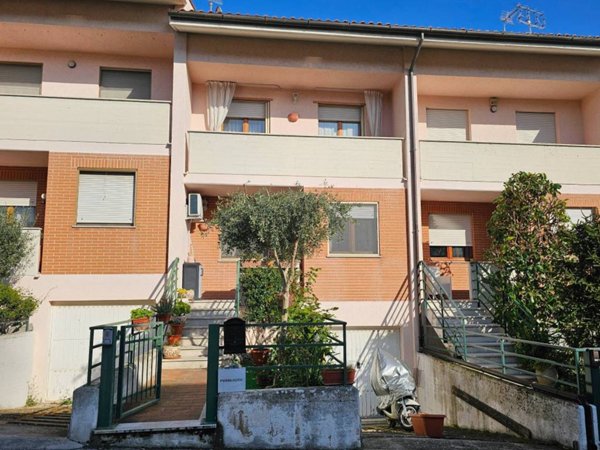 casa indipendente in vendita a Castelfidardo