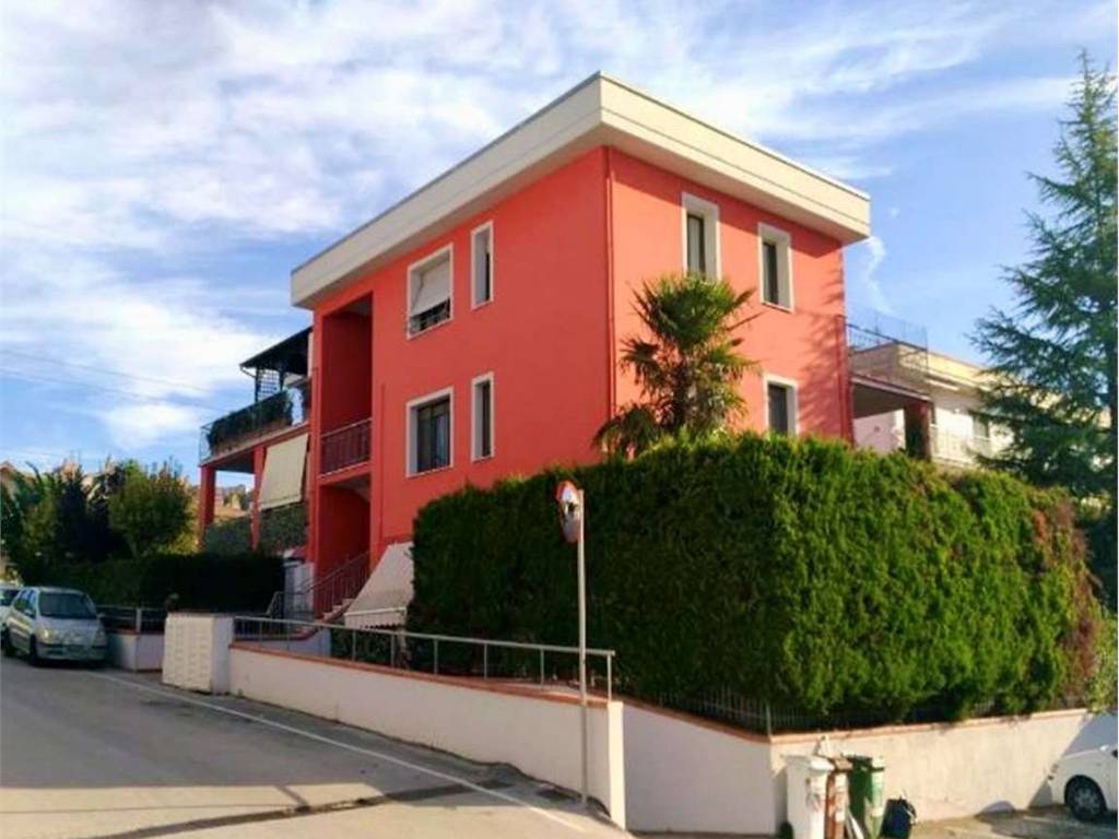 ufficio in vendita a Castelfidardo