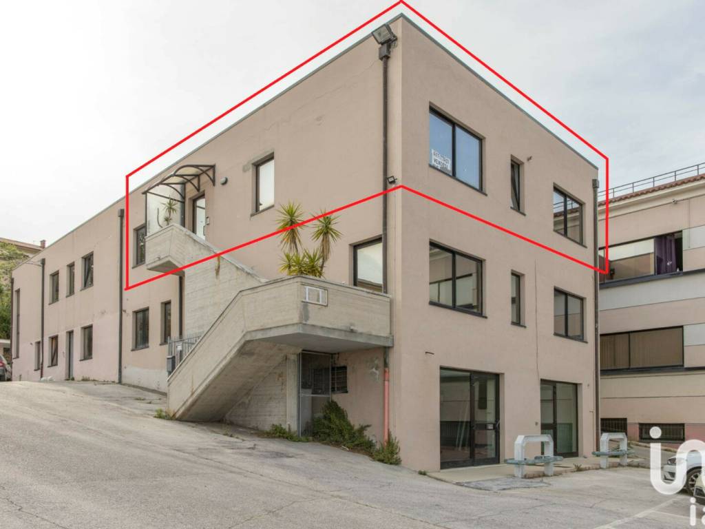 ufficio in vendita a Castelfidardo