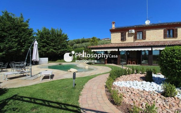 casa indipendente in vendita a Castelfidardo