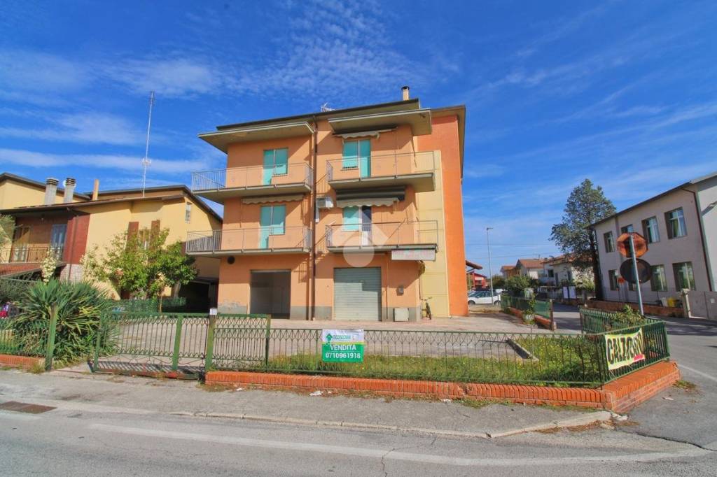 appartamento in vendita a Castelfidardo in zona Acquaviva