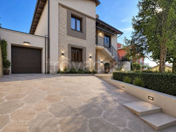 casa indipendente in vendita a Castelfidardo in zona Sant'Agostino