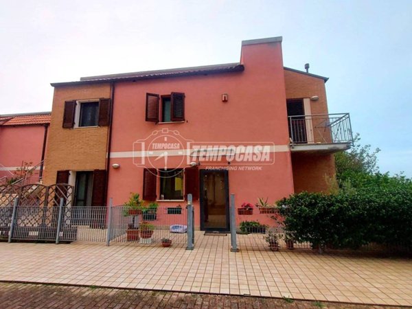 casa indipendente in vendita a Castelfidardo