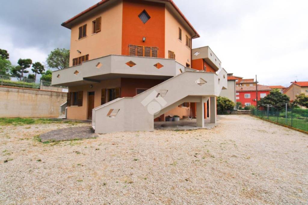 casa indipendente in vendita a Castelfidardo
