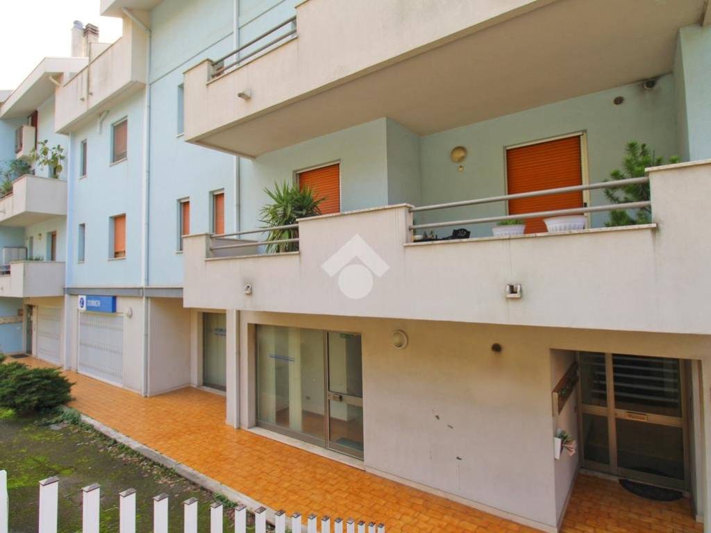 negozio in vendita a Castelfidardo