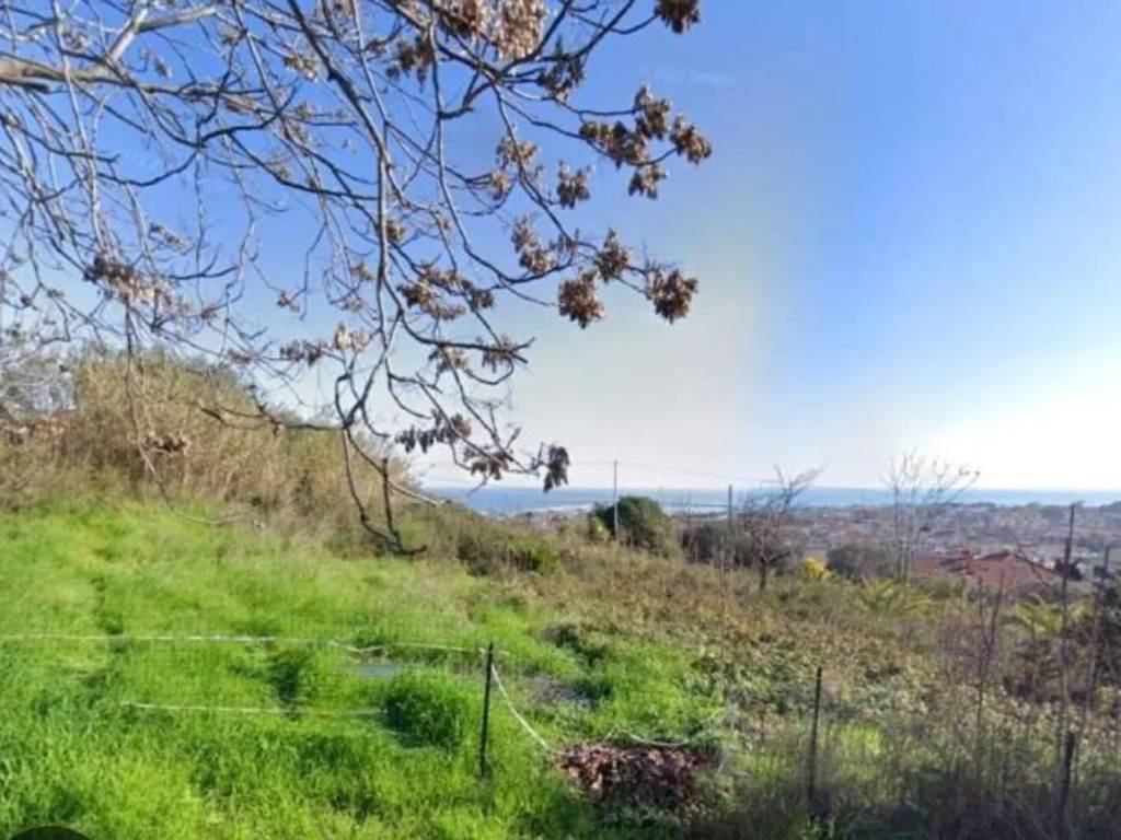 terreno edificabile in vendita a Castelfidardo