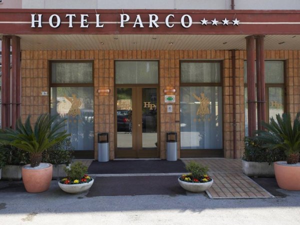 intera palazzina in vendita a Castelfidardo