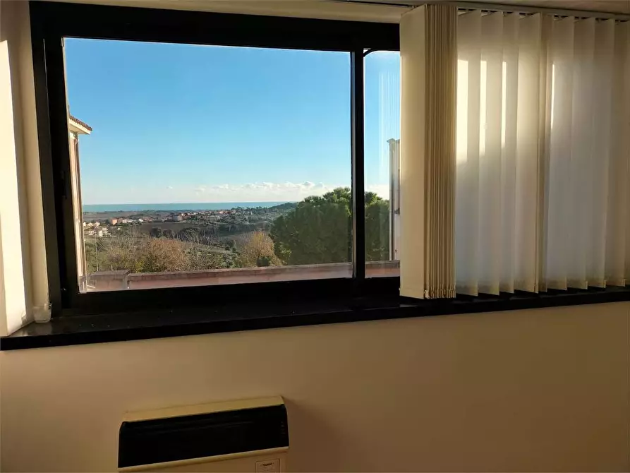 ufficio in vendita a Castelfidardo