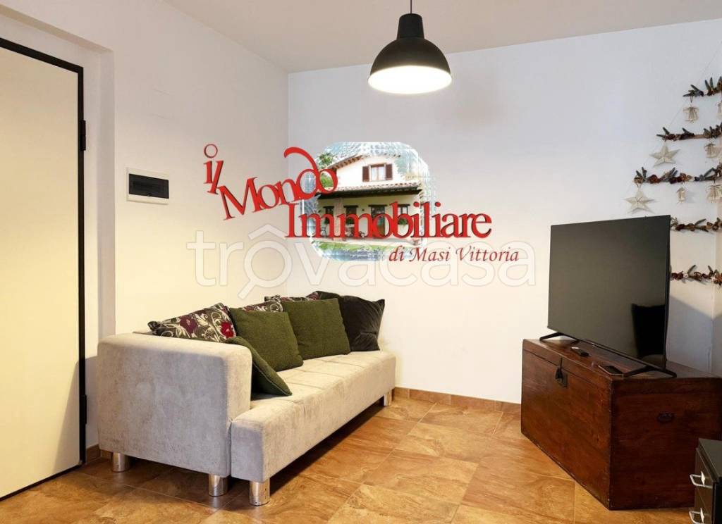 appartamento in vendita a Castelfidardo in zona Campanari