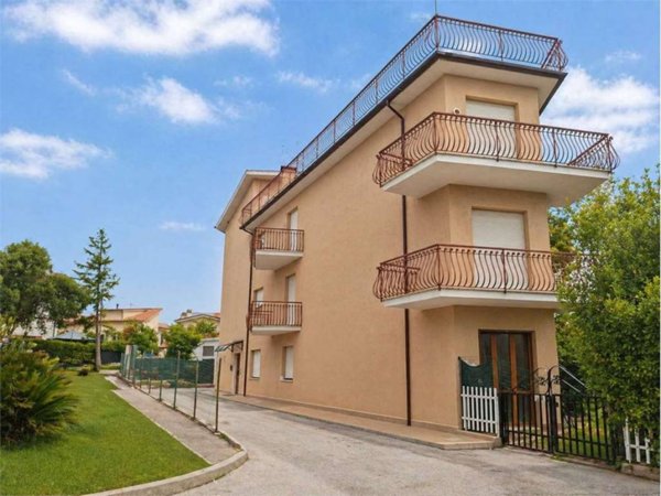 appartamento in vendita a Castelfidardo in zona Crocette