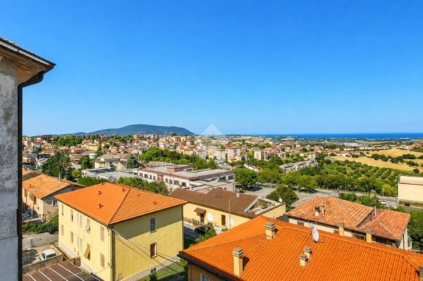 appartamento in vendita a Castelfidardo in zona Acquaviva
