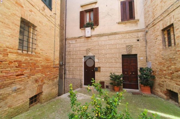 appartamento in vendita a Castelfidardo in zona Acquaviva