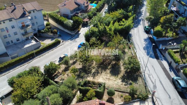 terreno agricolo in vendita a Castelfidardo in zona Campanari