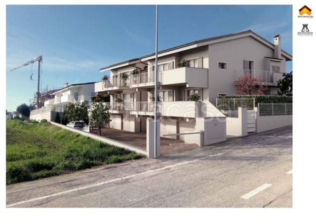 casa indipendente in vendita a Castelfidardo in zona Campanari