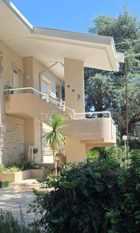 casa indipendente in vendita a Castelfidardo