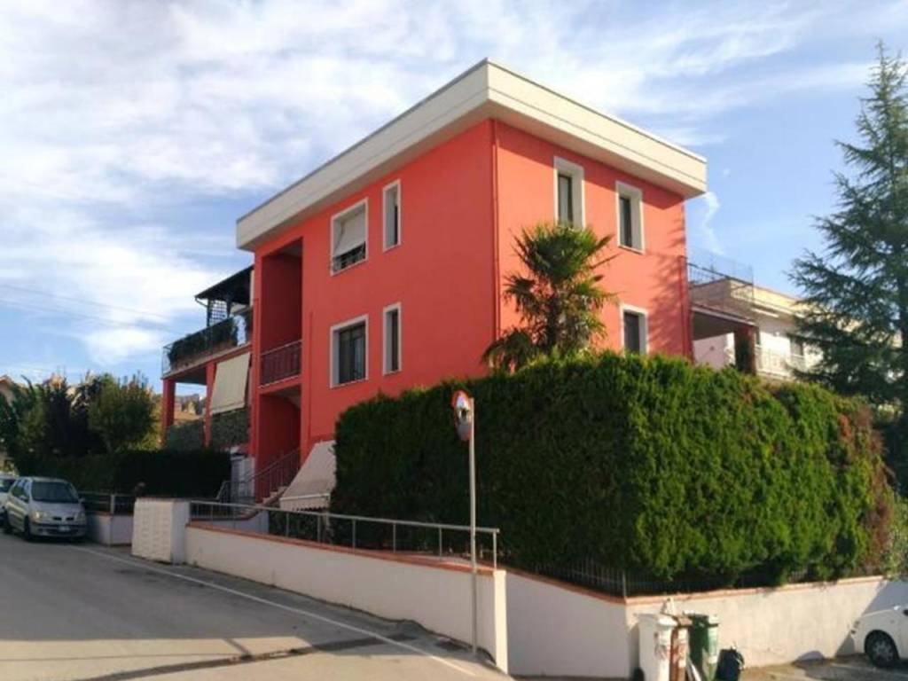 ufficio in vendita a Castelfidardo