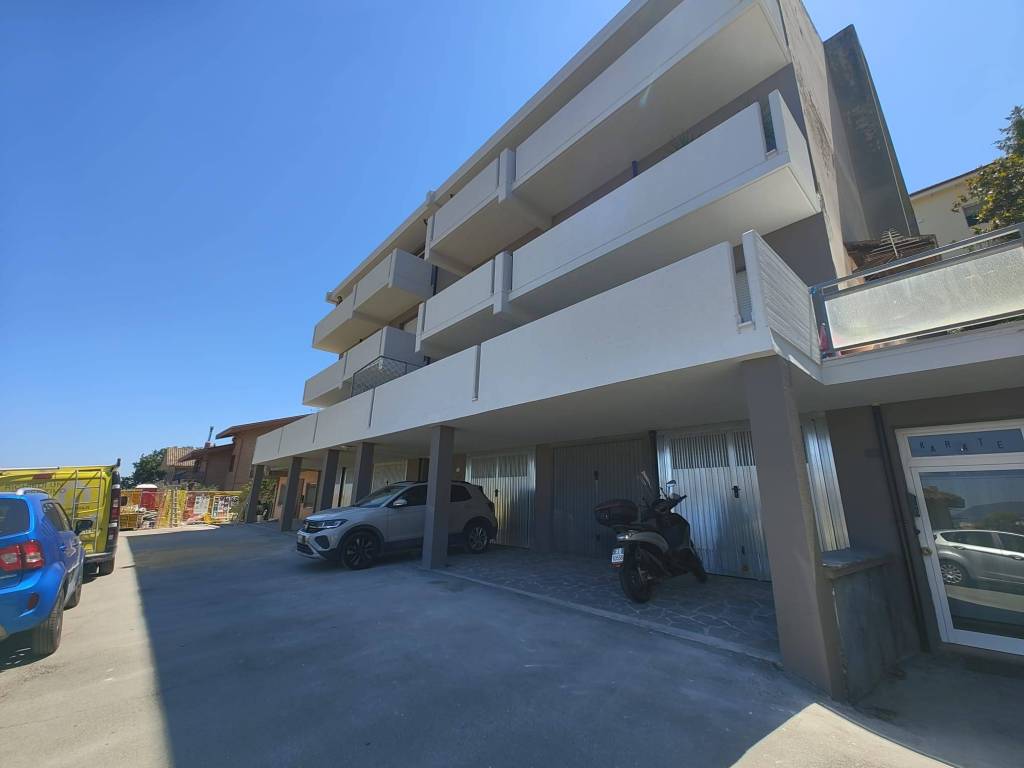 appartamento in vendita a Castelfidardo in zona Acquaviva