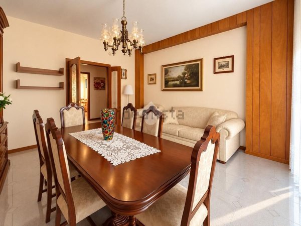 appartamento in vendita a Castelfidardo in zona Campanari