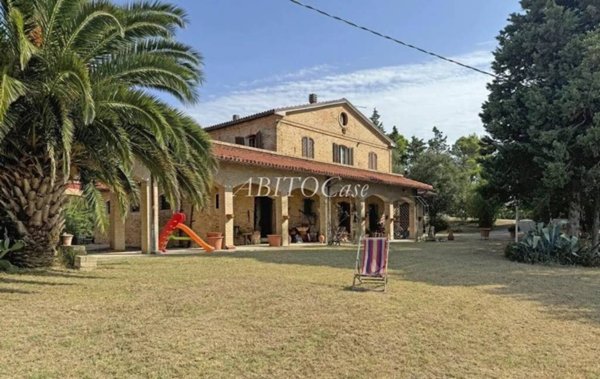 casa indipendente in vendita a Castelleone di Suasa