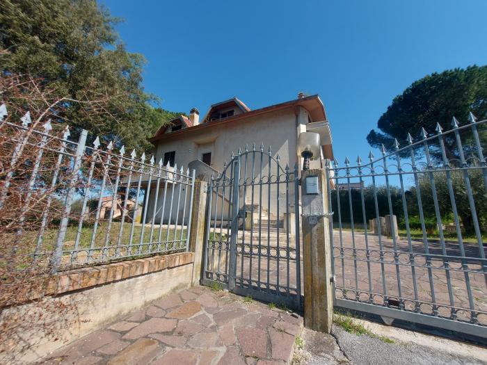 casa indipendente in vendita a Castelleone di Suasa in zona Pian Volpello