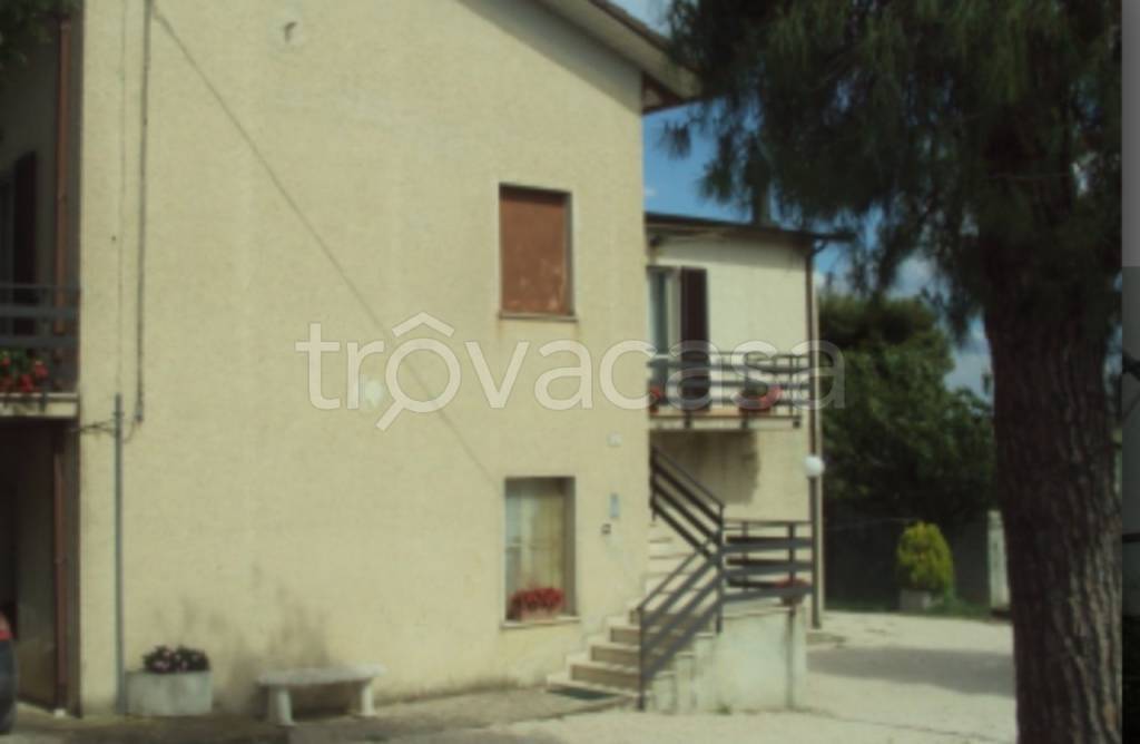 appartamento in vendita a Castelleone di Suasa in zona Casalta