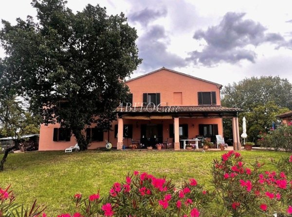 casa indipendente in vendita a Castelleone di Suasa