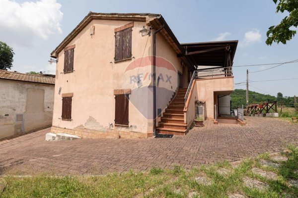 casa indipendente in vendita a Castelplanio
