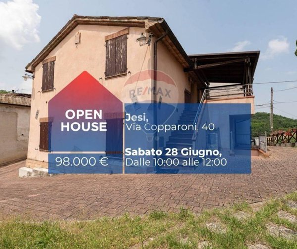 casa indipendente in vendita a Castelplanio
