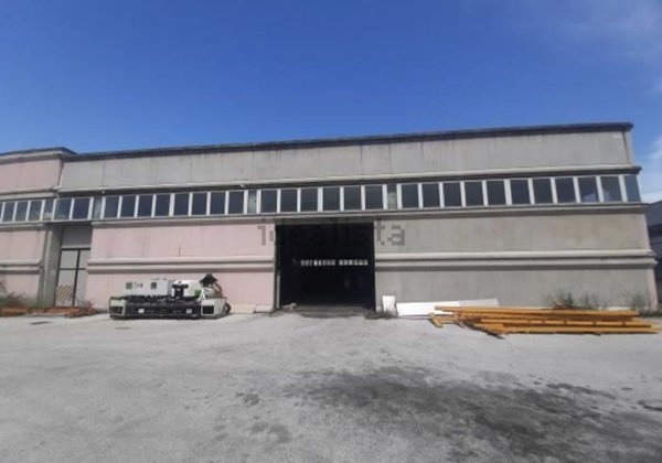 capannone in vendita a Castelplanio