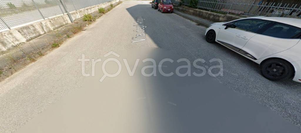 locale commerciale in vendita a Castelplanio