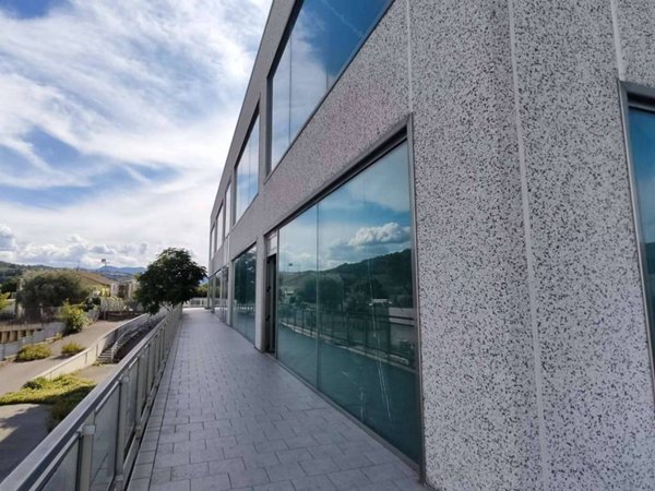 negozio in vendita a Castelplanio