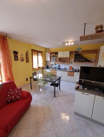 appartamento in vendita a Castelplanio in zona Macine