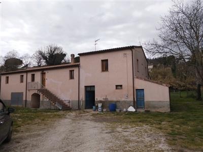casa indipendente in vendita a Castelplanio