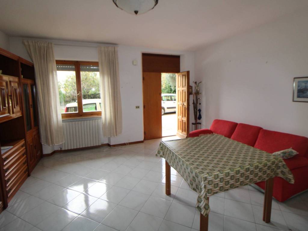 appartamento in vendita a Castelplanio in zona Macine