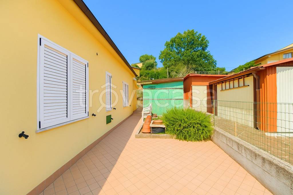 appartamento in vendita a Castelplanio in zona Borgo Loreto