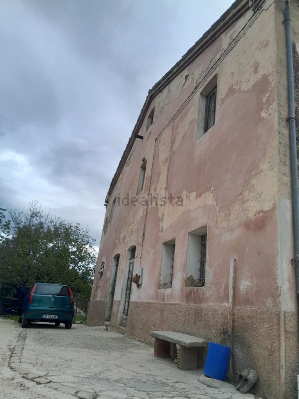 casa indipendente in vendita a Castelplanio