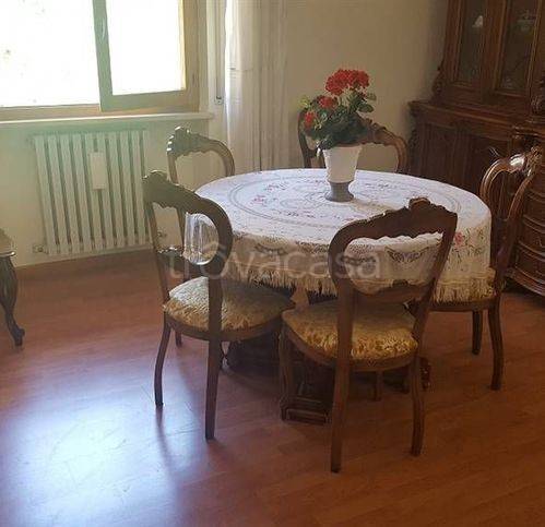 appartamento in vendita a Castelplanio in zona Macine