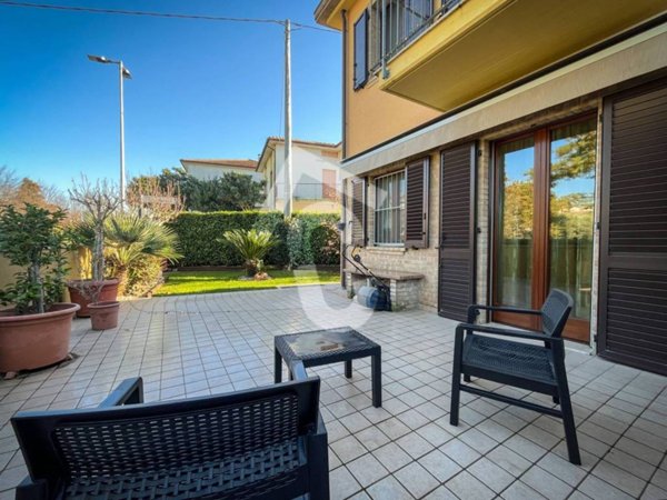 casa indipendente in vendita a Castelplanio in zona Pozzetto