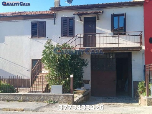 casa indipendente in vendita a Castelplanio in zona Pozzetto